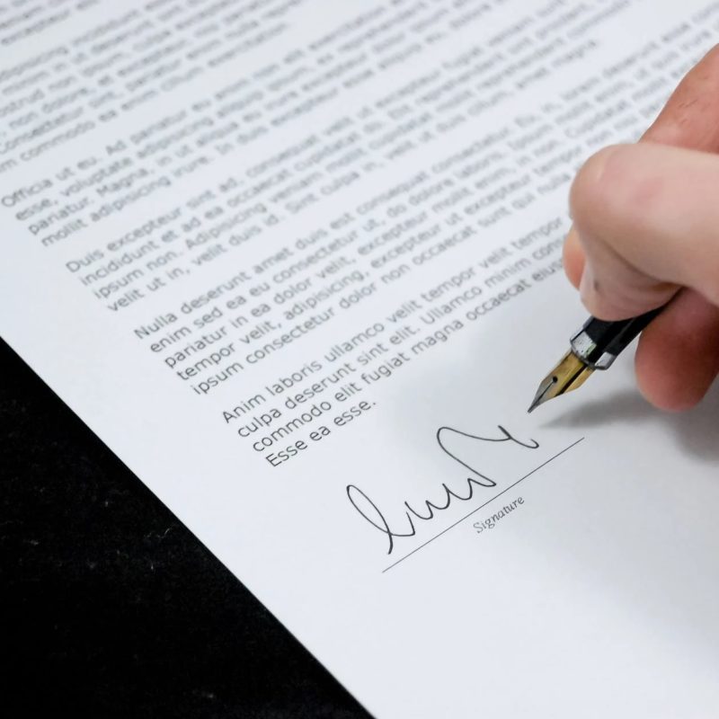hand signs agreement